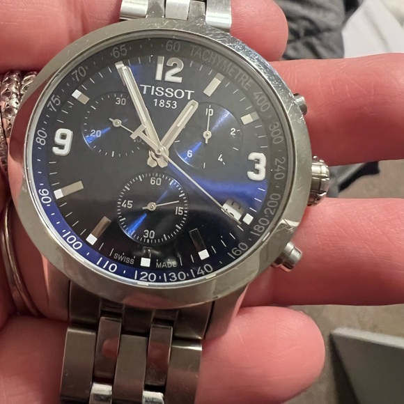 Tissot Mens watch - Picture 10 of 11